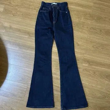 MOUSSY HW Rebirth FLARE 23인치
