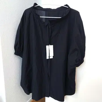 UNITED ARROWS 블랙 반팔 블라우스 FREE
