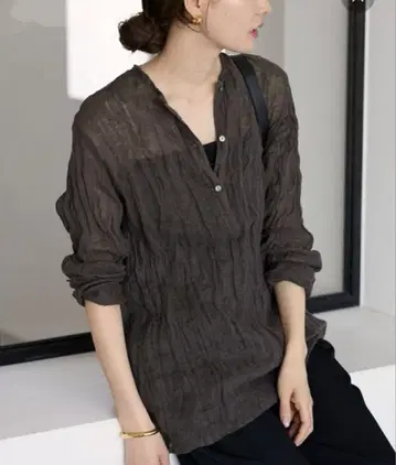 프레임워크 린넨 크레이프 헨리넥 블라우스
