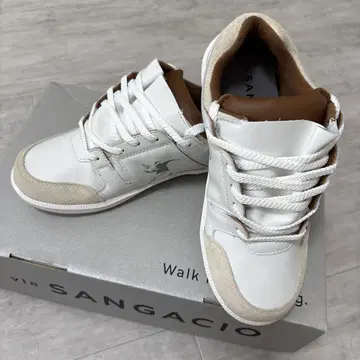 SANGACIO 뱅크시 스니커즈