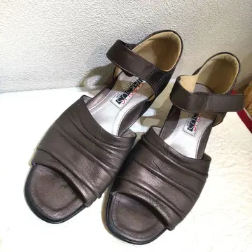 발이 아픈 분들을 위한 샌들 24cm