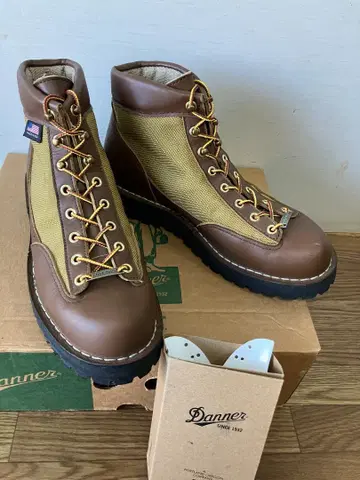 DANNER 다너 라이트 33234 US7.5EE 브라운