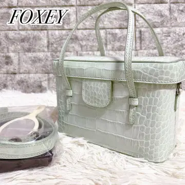 거의 새상품 FOXEY 악어 엠보싱 2way 베니티 숄더백