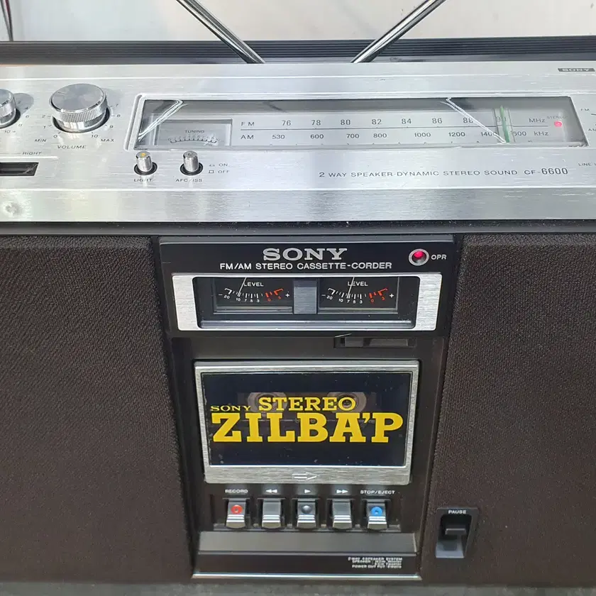 SONY CF-6600 FM/AM ステレオカセットコーダー SONY CF-6600(ZILBA'P)の仕様 ソニー