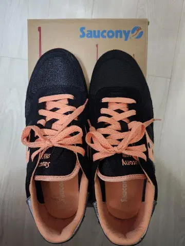 스니커즈 25cm