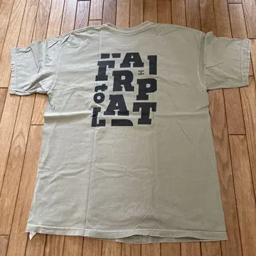 TARP TO TARP 포켓 티셔츠 (백 프린트 포함) 카키 XL 사이즈