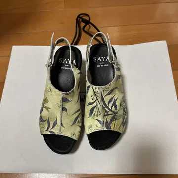 사야 샌들
