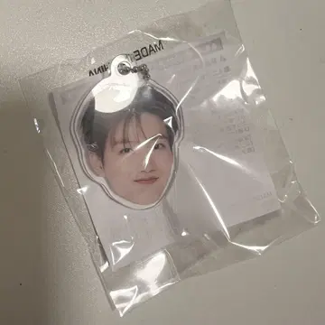 TREASURE 캡슐 토이 준규