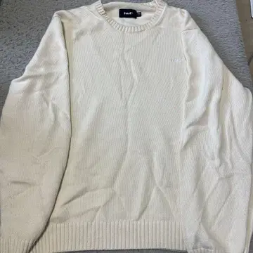 huf 크루넥 니트 스웨터 크림