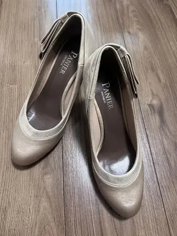PANIER 골드 하이힐 리본 포함