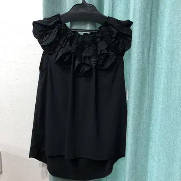 petit Poudre 블랙 슬리브리스 탑 F 사이즈