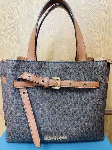 MICHAEL KORS 숄더백 브라운