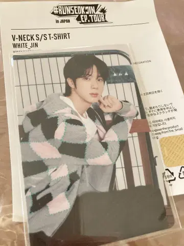 V넥 T 혜택 포토 카드 트레이딩 카드 석진 JIN 솔로 콘서트 팝업
