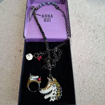 ANNA SUI 동물 모티브 목걸이와 반지 세트