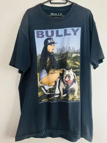 BULLY 그래픽 T셔츠 다크 블루