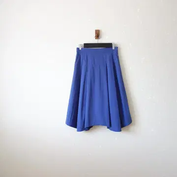 UNTITLED/불규칙한 밑단 스커트/택 포함 새상품