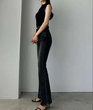 Louere 스트레치 플레어 데님 팬츠 black S