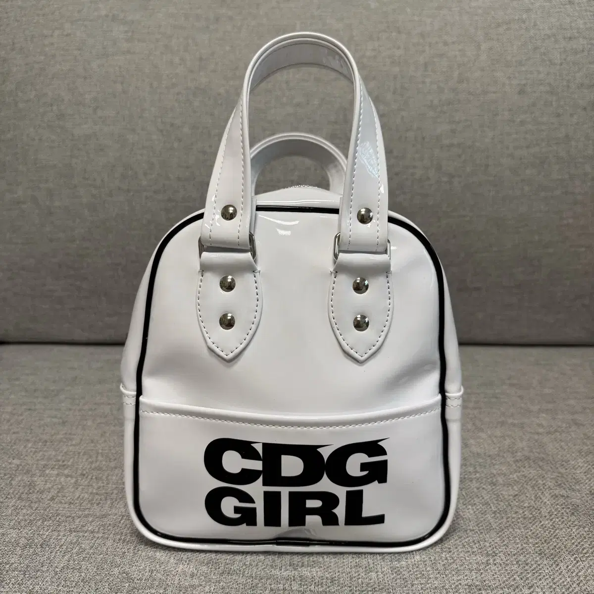 バッグ tricot COMME des GARCONS ENAMEL HAND BAG tricot COMME des GARCONS Pocket Design Tote Bag Black | PLAYFUL