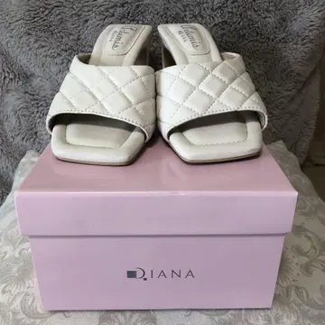 DIANA 퀼팅 뮬 화이트