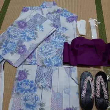 파란색 보라색 꽃무늬 유카타, 오비, 일본 나막신, 허리끈 세트