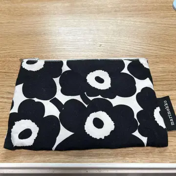 마리메꼬 파우치
