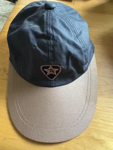 요시다 타쿠로 모자