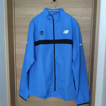 미사용 택 포함 New Balance 파랑 자켓