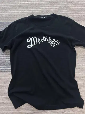 Marble's & Co. 블랙 티셔츠
