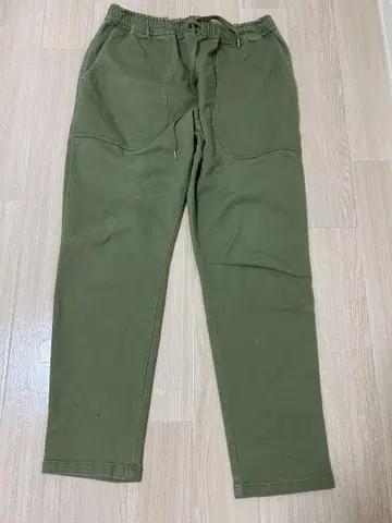 베이커 팬츠