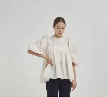 Yori 퀼트 패턴 퍼프 슬리브 블라우스