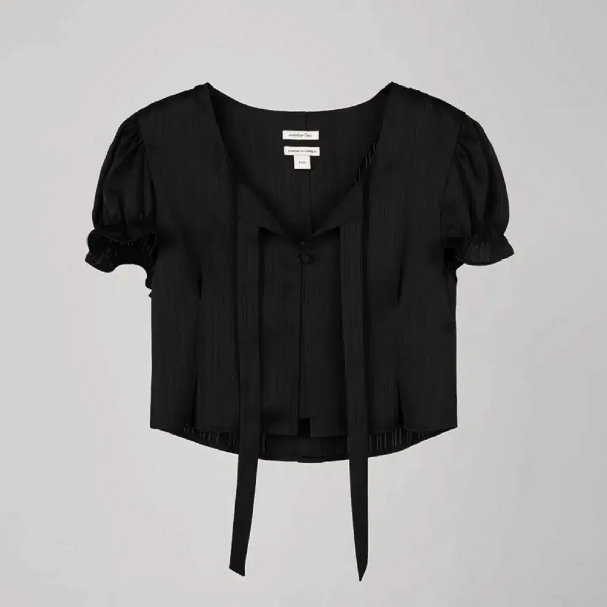 Overdueflair Frill Biker Shorts Black on Bunjang Global Site.