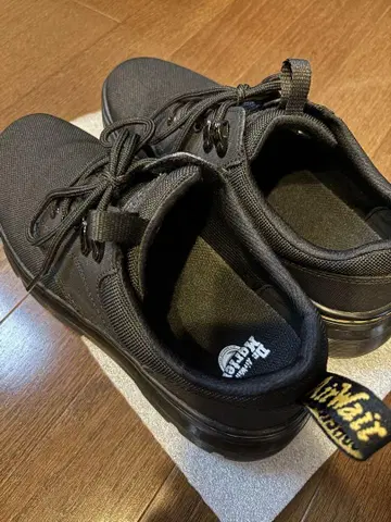 Dr.Martens AirWair REEDER5 태국 신발
