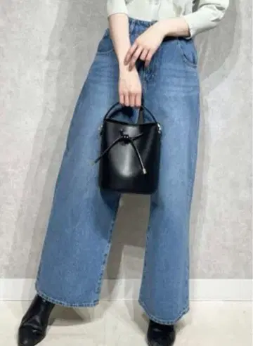 새상품 SNIDEL 하이웨스트 와이드 데님 0 사이즈
