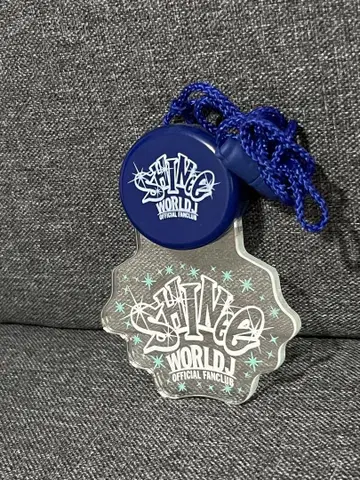 SHINee WORLD 팬클럽 한정판 빛나는 펜던트
