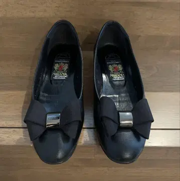 미하마 펌프스 24.5cm 새상품급 레어 블랙 검정