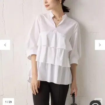 쿠미쿄쿠 컴팩트 셔팅 티어드 블라우스 아이보리 프리사이즈
