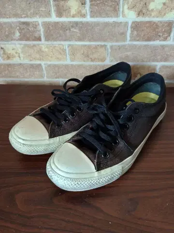 CONVERSE ALL STAR 블랙 로우 컷 스니커즈