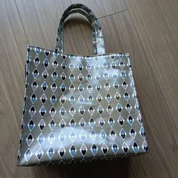 골드 하트 무늬 토트백