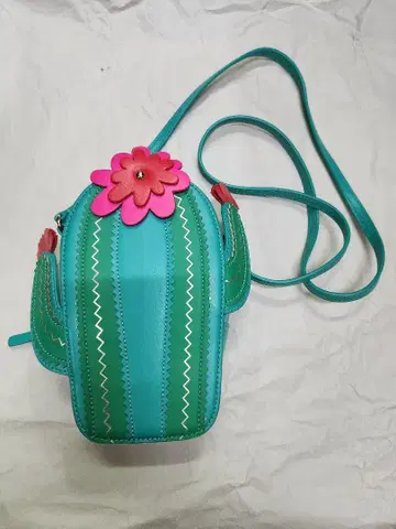 Kate Spade 선인장 모양 숄더백 미사용