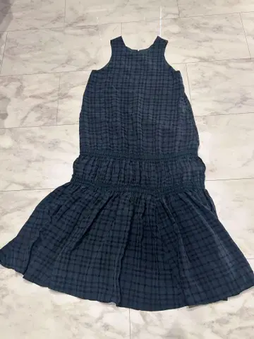 유나이티드 애로우즈 슬리브리스 원피스