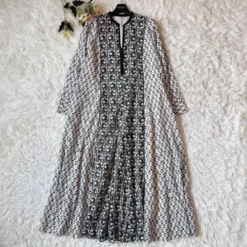 누키테파 플라워 프린트 원피스 Print Panel Dress