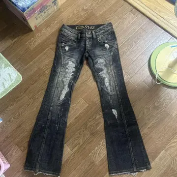 CASVA 데미지 부츠 컷 데님 S