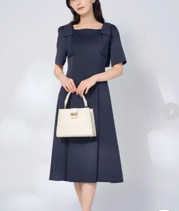 [새상품] 셀포드 완판 숄더 리본 원피스