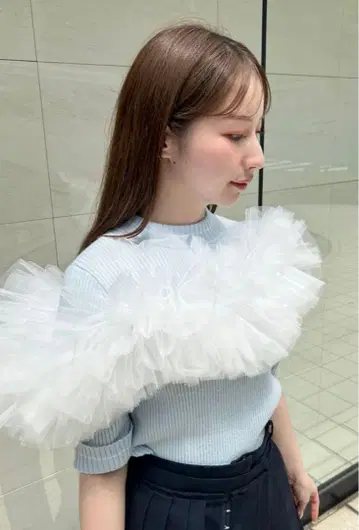 Bibiy. GISELLE TULLE KNIT 니트 새상품
