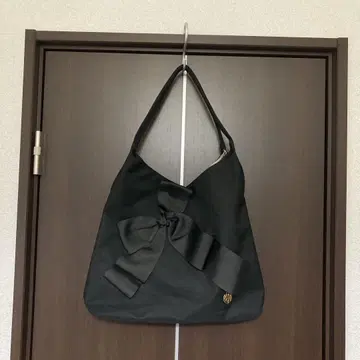 M's GRACY 엠즈 그레이시 리본 토트백 블랙