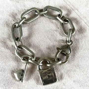 Otro Accesorio 오트로 액세서리오 체인 팔찌