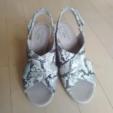 Clarks 여성용 샌들