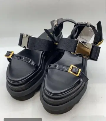 sacai 샌들 23.5 21ss 박스 있음