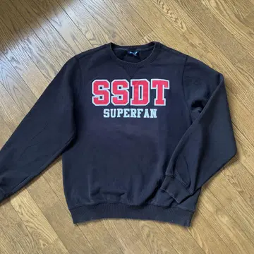 SSDT SUPERFAN 블랙 맨투맨