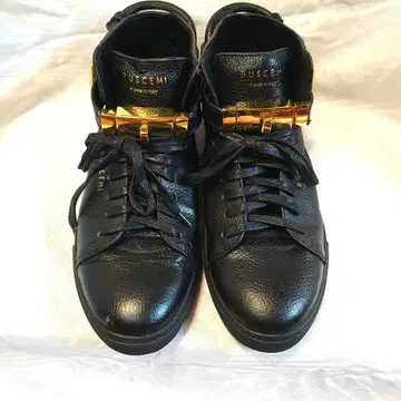 BUSCEMI 부셰미 블랙 가죽 스니커즈